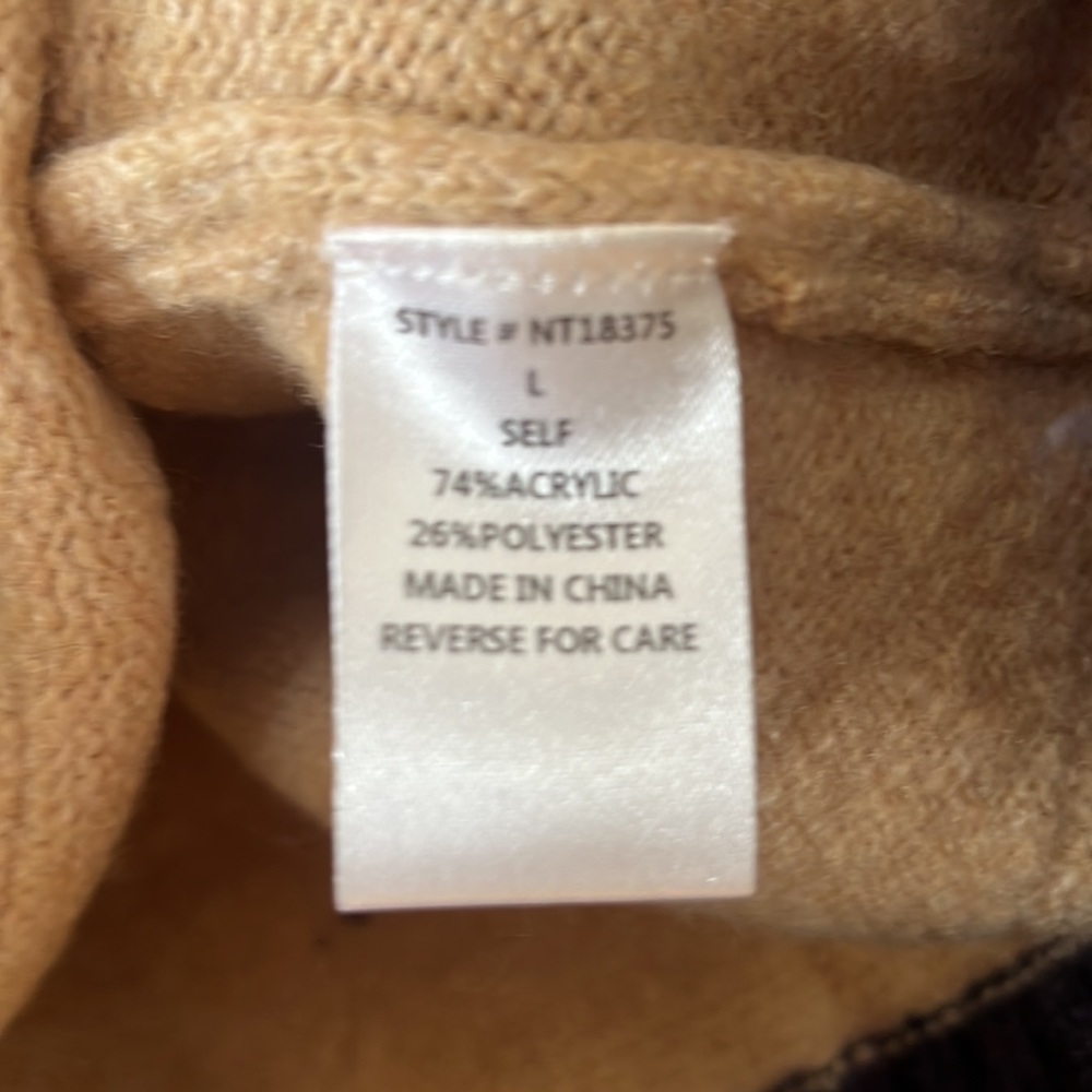 🌷NWT Lumiere Color Block Sweater with Balloon Sleeves 🌷 - Picture 4 of 6